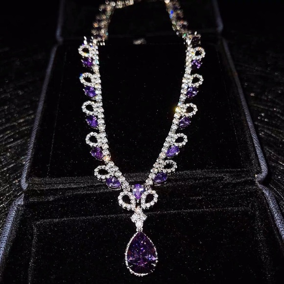 Custom Jewelry “Tears of the Ocean” Necklace - Picture 1 of 9
